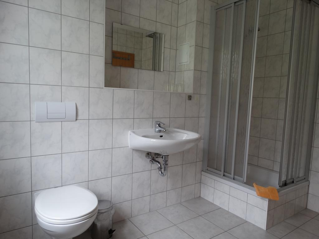 Und Bistro Zum Glasmacher Apartment Gehlberg