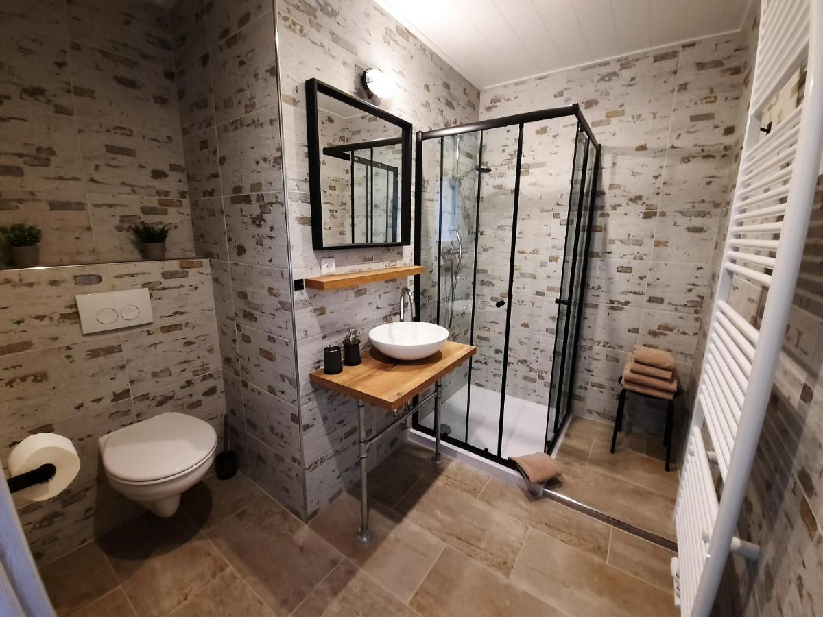 Apartment Und Bistro Zum Glasmacher *